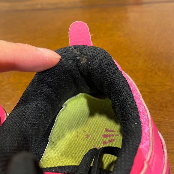 Asics Pink Black GeL Running Shoes size 8 - Picture 6 of 10